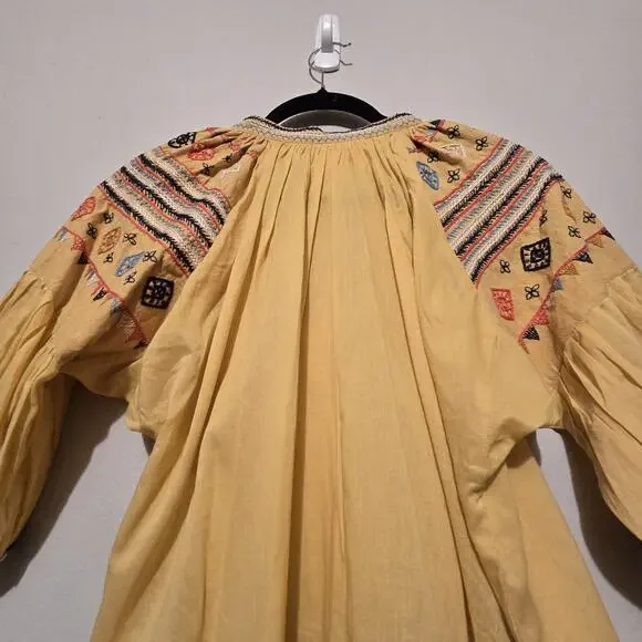 ALAMWAR Anthropologie Peasant Top Womens SM Gold Embroidery Tassel Boho Festival - Picture 11 of 13